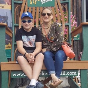 Meet your Posher, Dixie